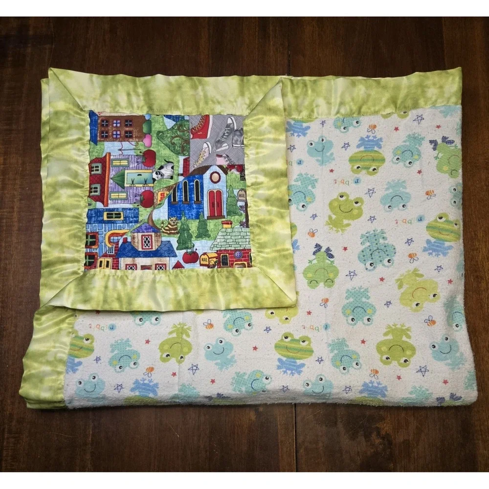 Handmade Vtg Baby Blanket Quilted Reversible Frogs City Shoes Flannel 38x32 Silk